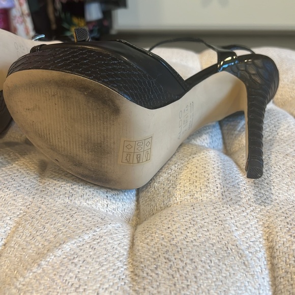 Aldo Peep Toe Sexy Heels, size 7 - Picture 6 of 6